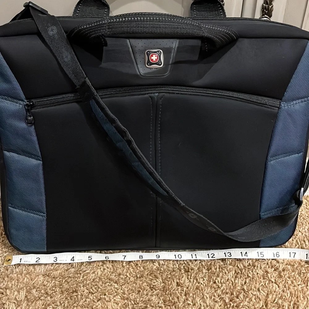 17” Laptop Wenger Sherpa Swiss Gear